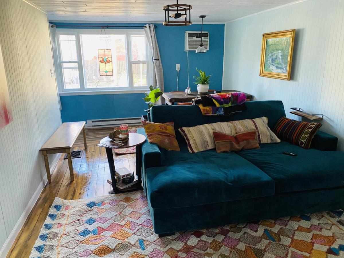 Boho-Chic Travel Pad - Unit 2 Apartment Bloomington Exterior photo